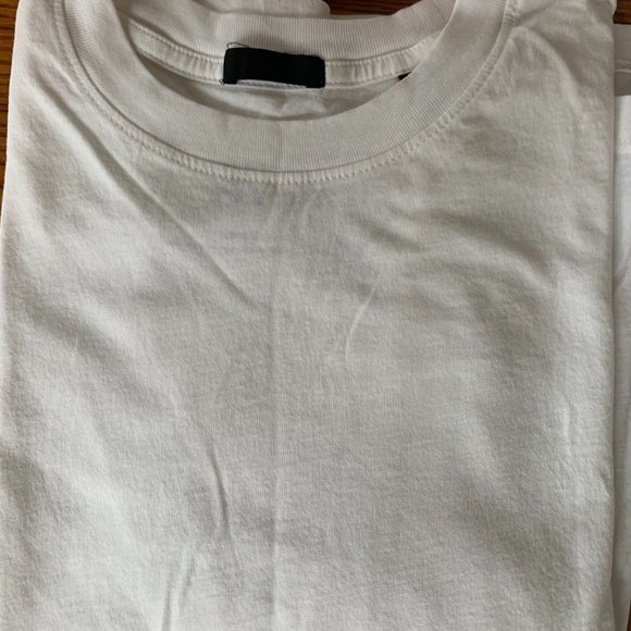 Set of 4 tees, by Velvet, ATM, and Sundry - Picture 4 of 5